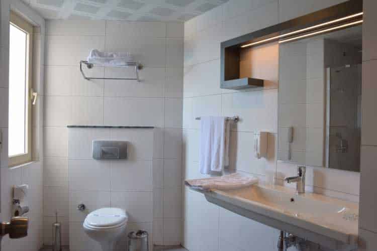 Smartline White City Beach Hotel